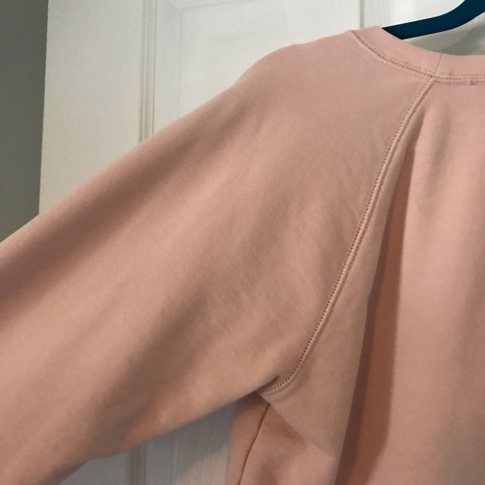 SOLD Everlane Light pink sweatshirt *flaws* - Picture 9 of 10